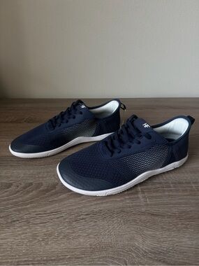 Hike Footwear HF Sneakers M9/W11 Navy Blue Lightweight Casual Athletic Shoes NWT